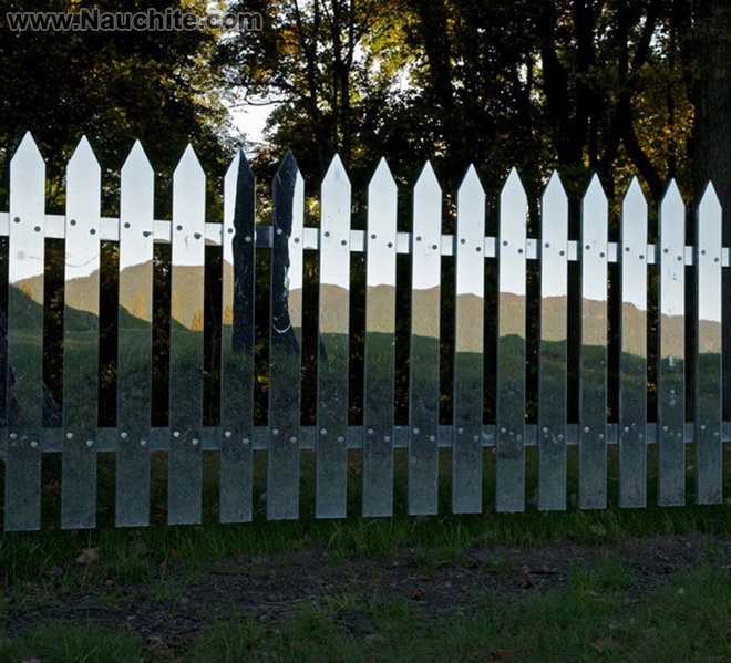 Необычный забор